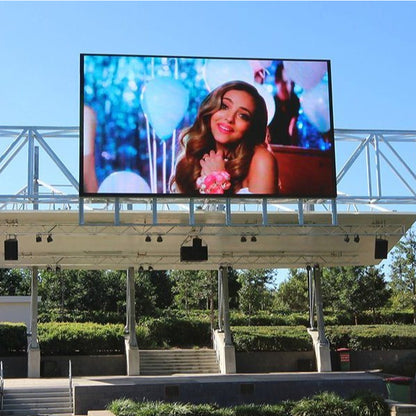 P5 Outdoor HD LED Digital Signage 4' x 6'